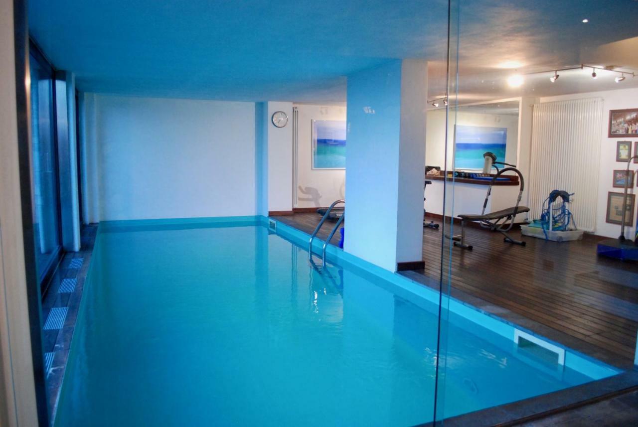 Apartment With Private Pool And Garden At Como Hills Eksteriør bilde